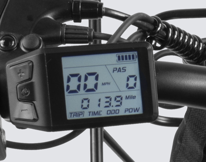 Smart LCD Display – Real-Time Riding Data at a Glance